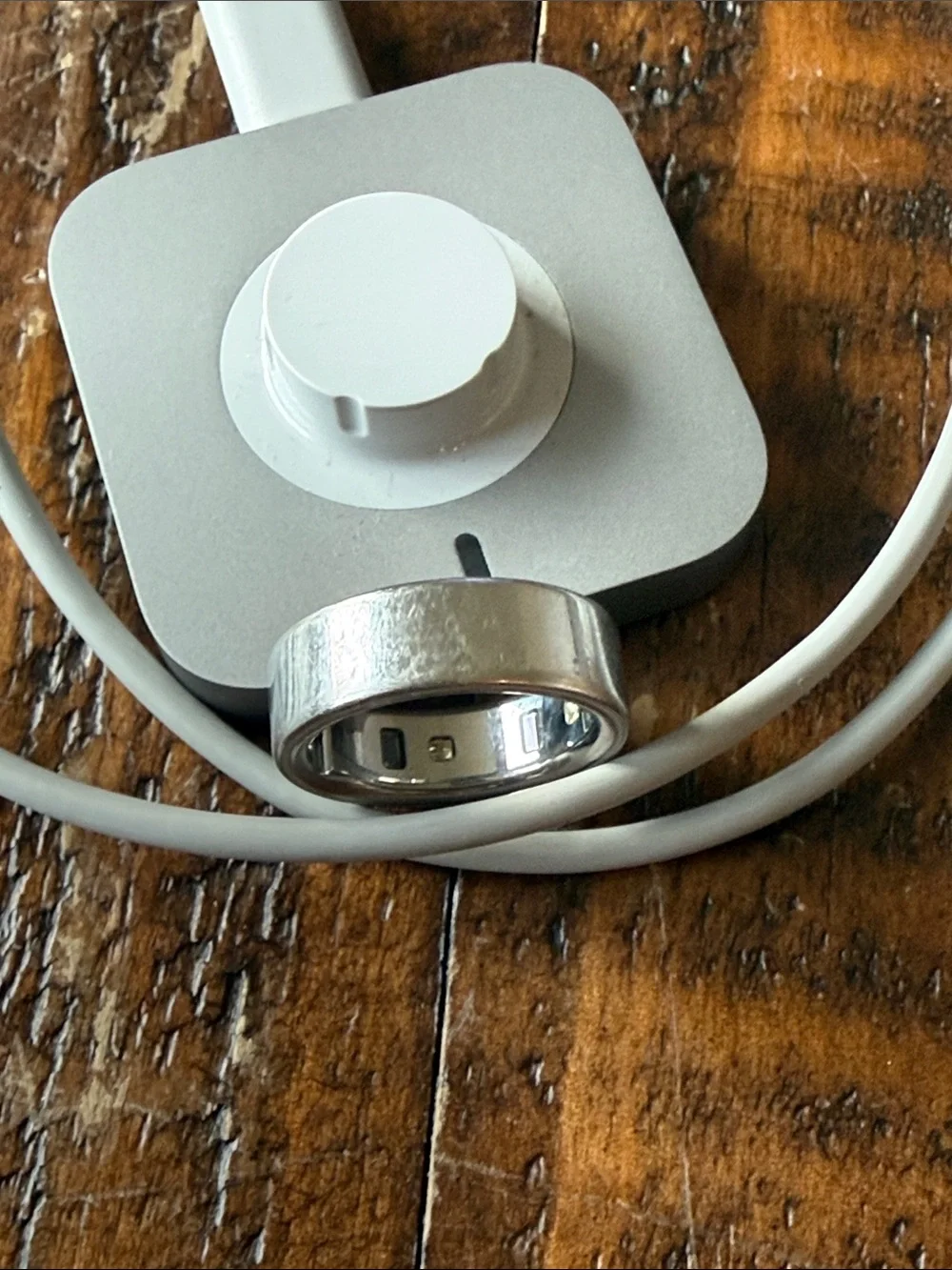 Oura Ring 4 Silver Size 10 Smart Ring Health Sleep Fitness Tracker + Charger